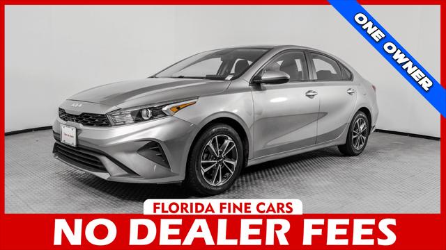 2024 Kia Forte LXS Image 2 of 25