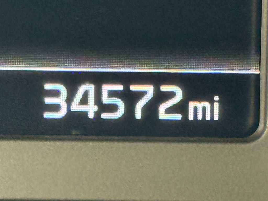 Vehicle image 24 of 25