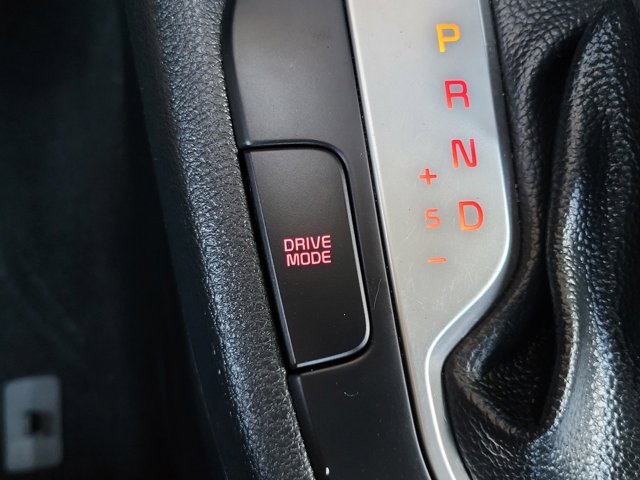 Vehicle image 22 of 27