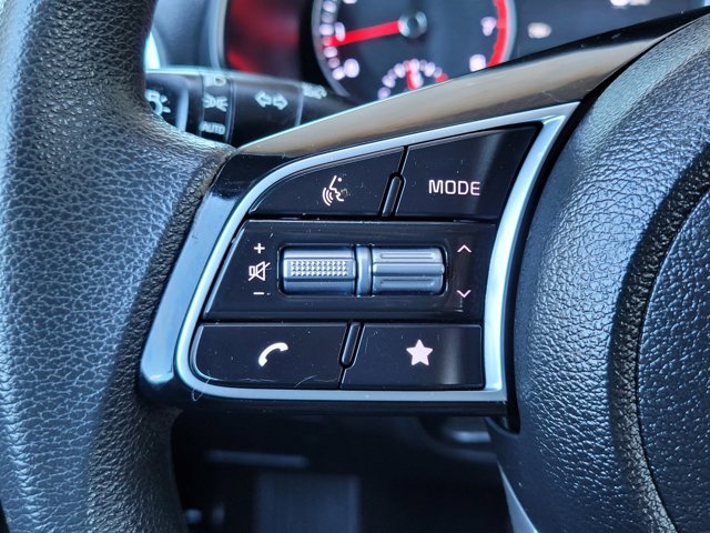 Vehicle image 24 of 27
