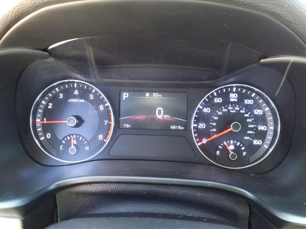 Vehicle image 20 of 35