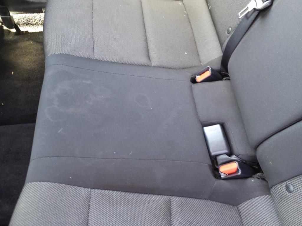 Vehicle image 33 of 35