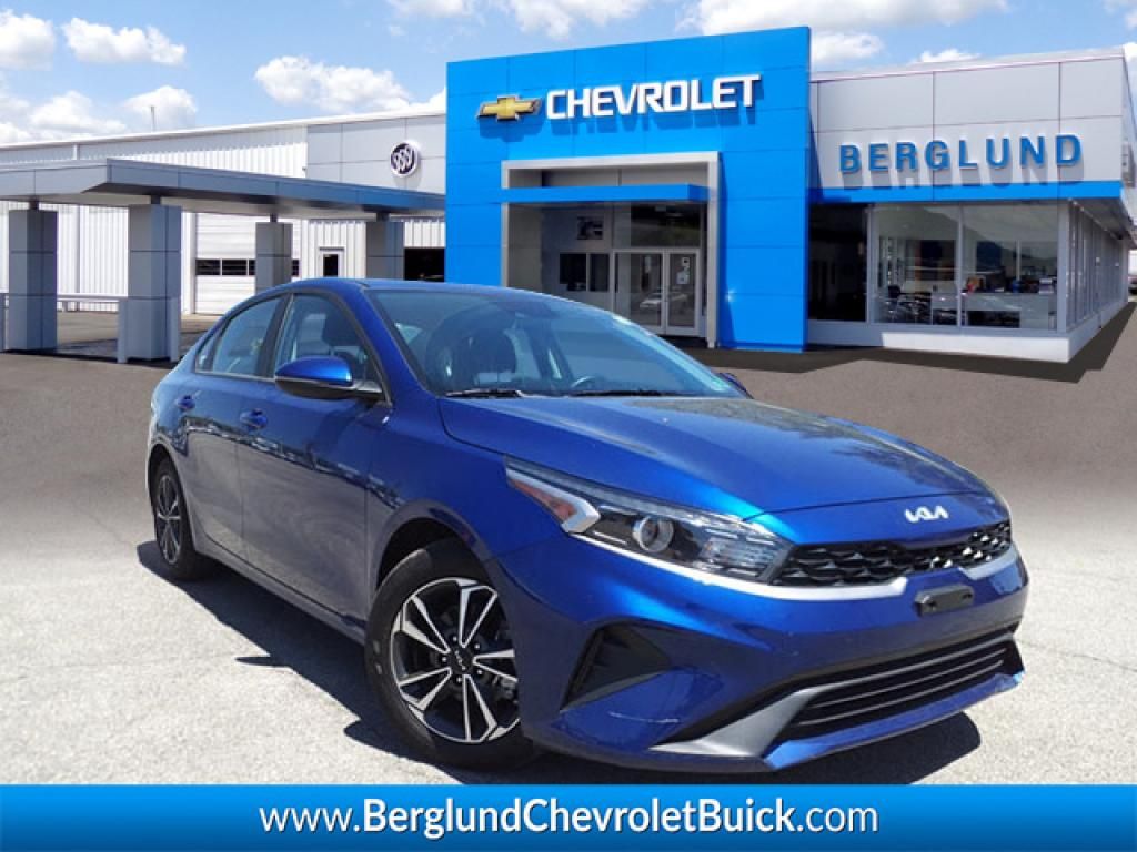 Vehicle image 9 of 35
