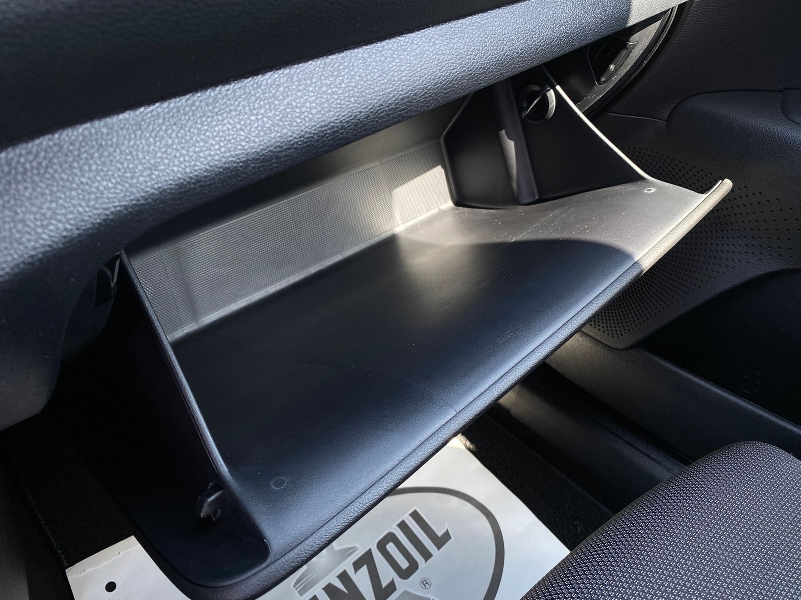 Vehicle image 26 of 30