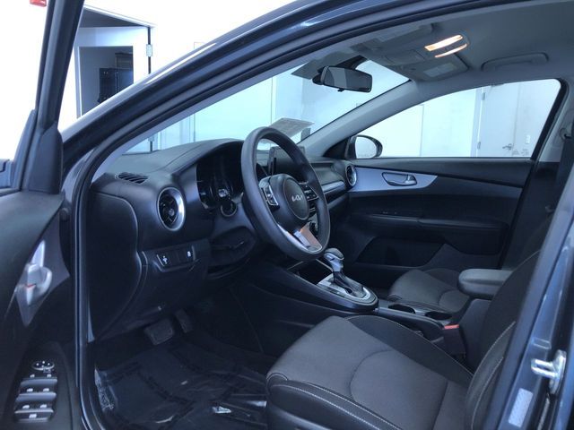 Vehicle image 18 of 37