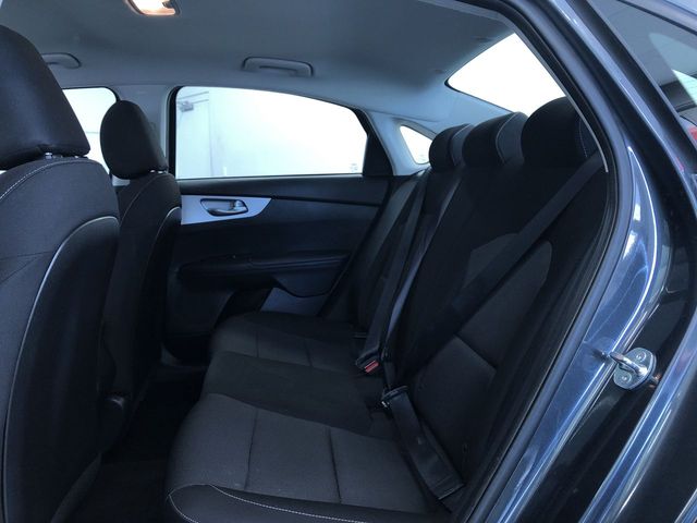 Vehicle image 24 of 37