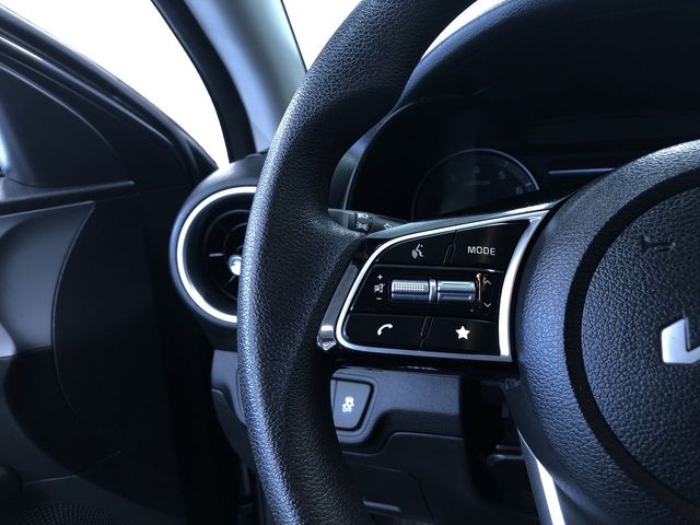 Vehicle image 29 of 37