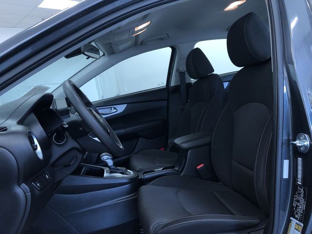 Vehicle image 22 of 37
