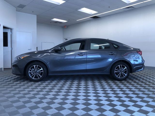 Vehicle image 16 of 37