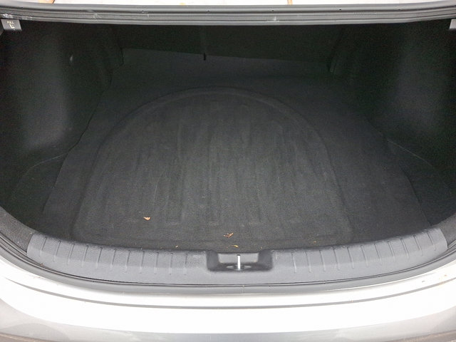 Vehicle image 28 of 30