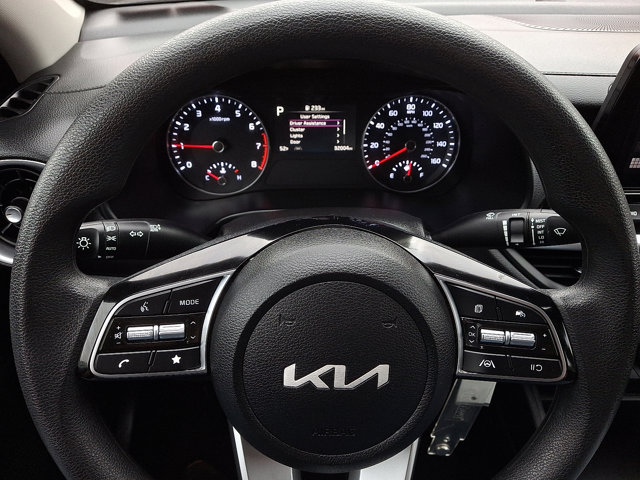 Vehicle image 19 of 30
