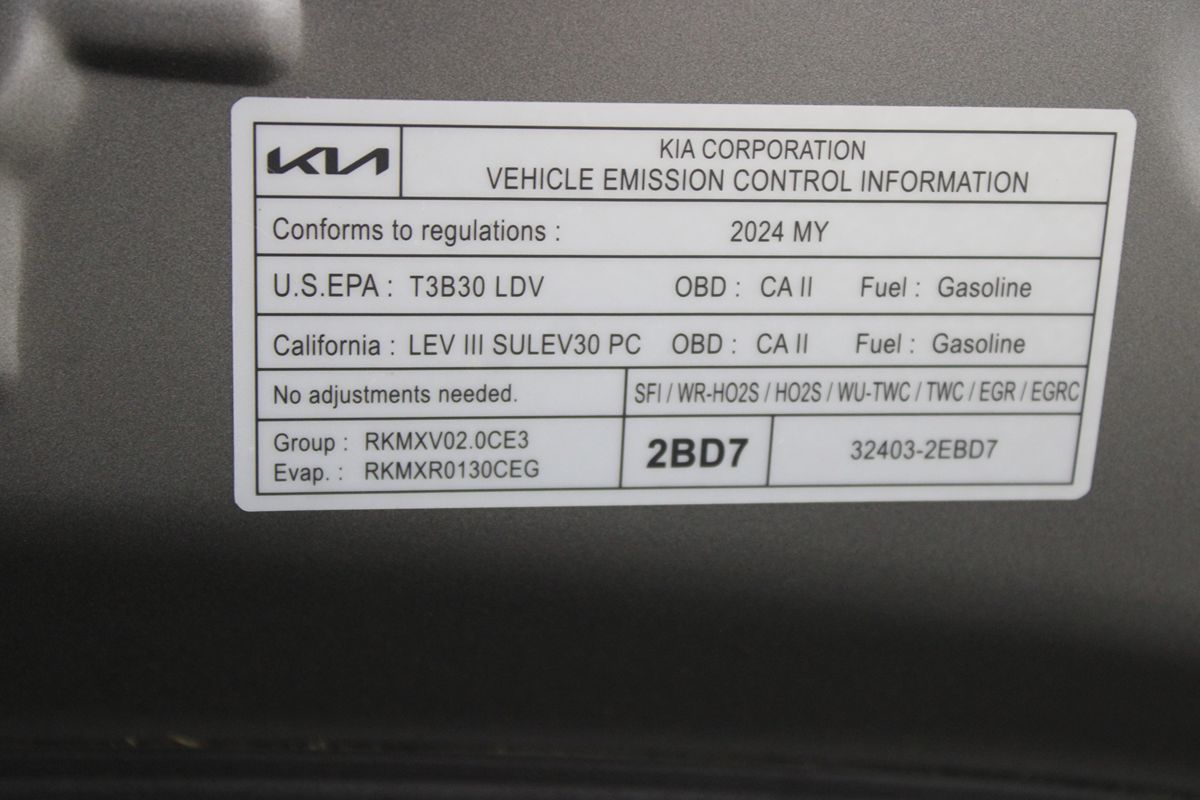 2024 Kia Forte LXS Image 28 of 32