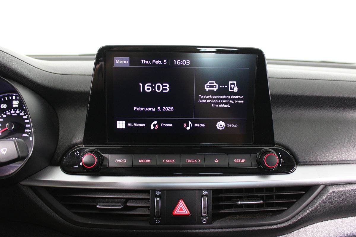 2024 Kia Forte LXS Image 23 of 32