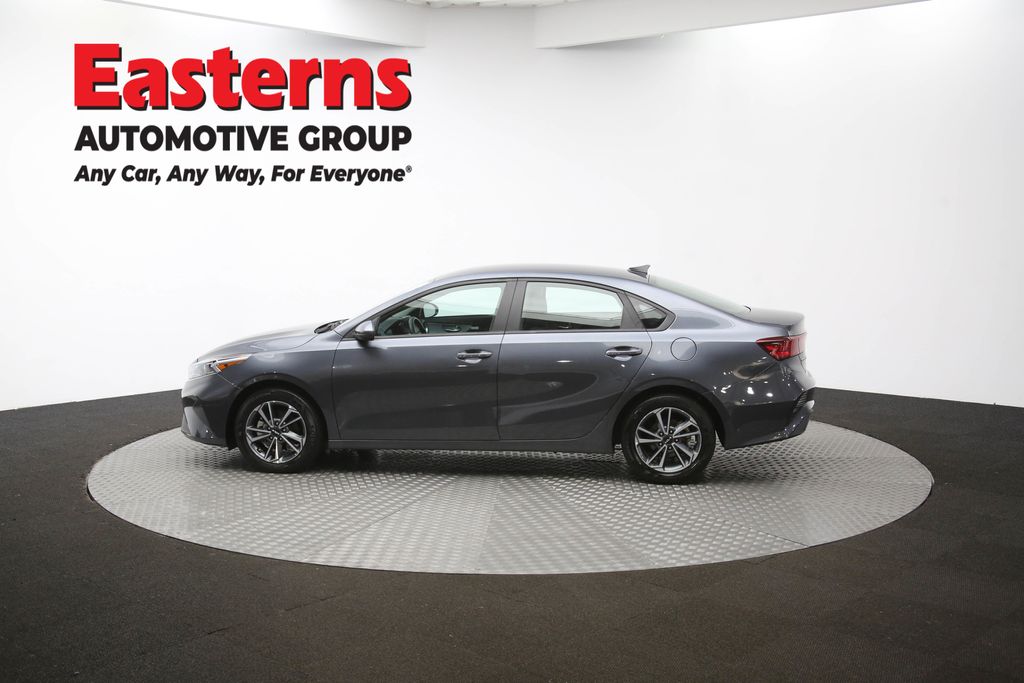 2024 Kia Forte LXS Image 35 of 63