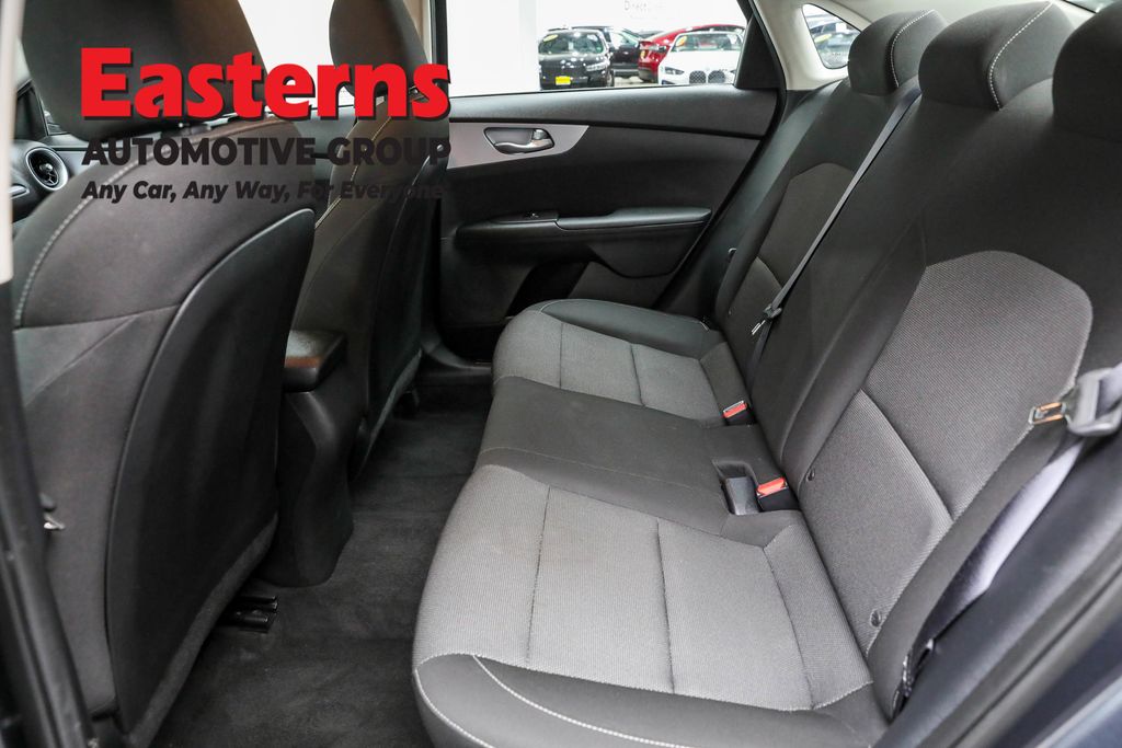 2024 Kia Forte LXS Image 43 of 63