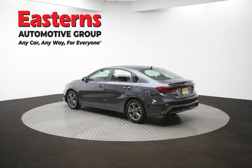 2024 Kia Forte LXS Image 31 of 63