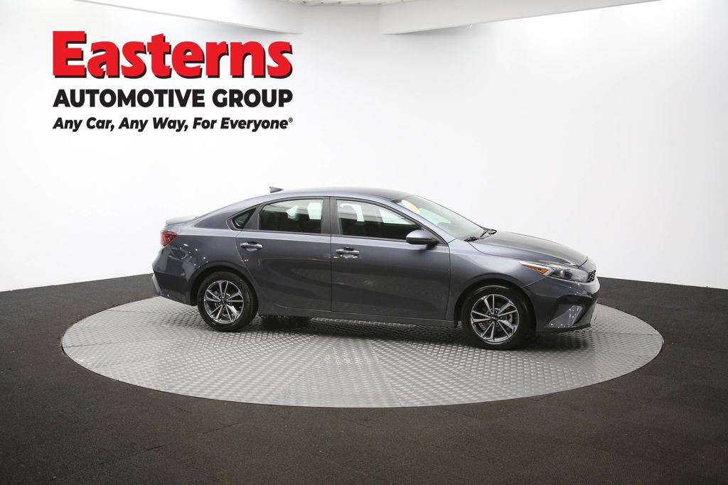 2024 Kia Forte LXS Image 15 of 63