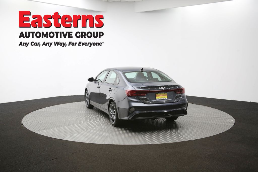 2024 Kia Forte LXS Image 29 of 63