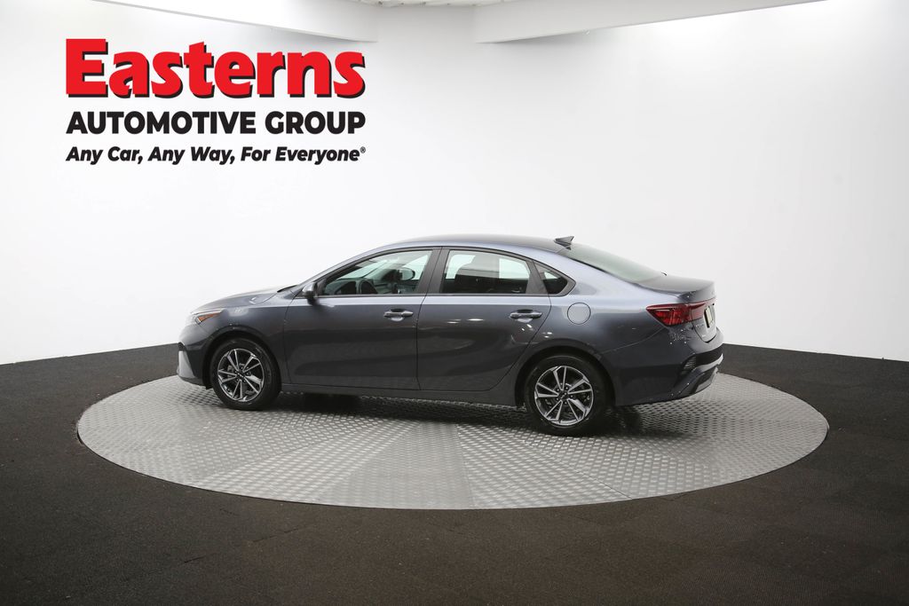 2024 Kia Forte LXS Image 30 of 63