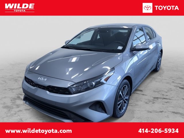 Vehicle image 2 of 38