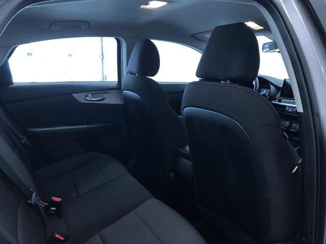 Vehicle image 26 of 38