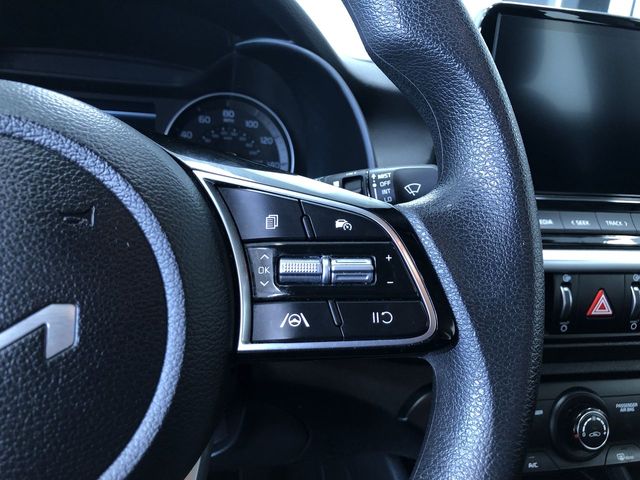 Vehicle image 31 of 38