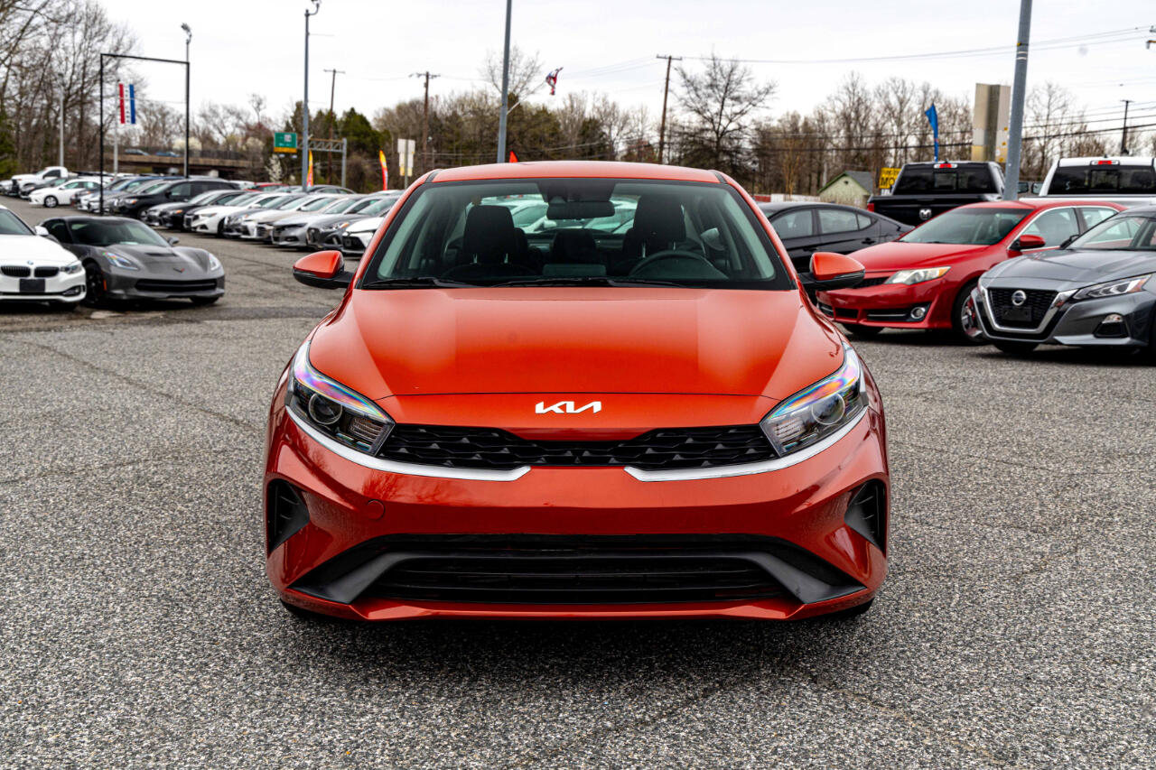 Vehicle image 2 of 24