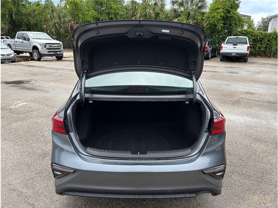 Vehicle image 32 of 32