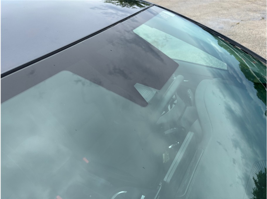 Vehicle image 12 of 32