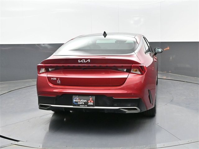 Vehicle image 9 of 26