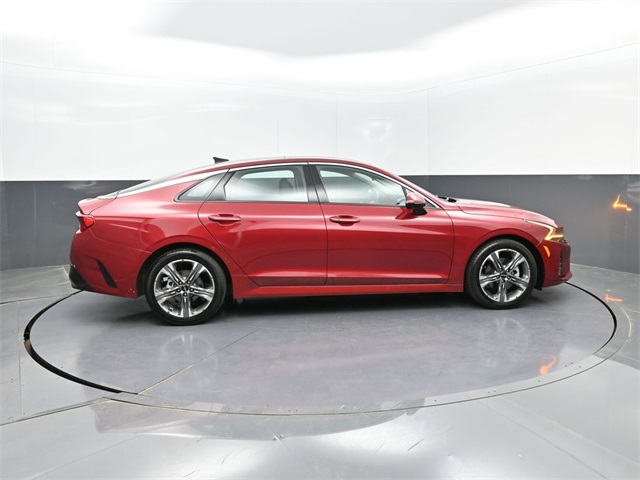 Vehicle image 6 of 26
