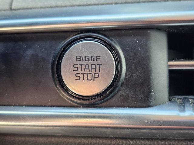 Vehicle image 26 of 34