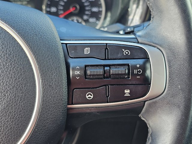 Vehicle image 24 of 34