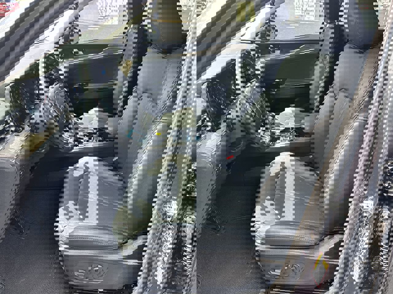 Vehicle image 15 of 35