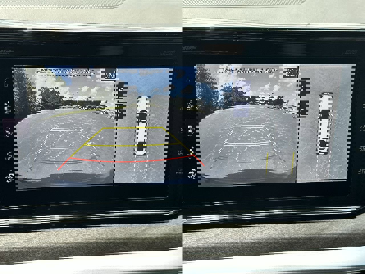 Vehicle image 25 of 35