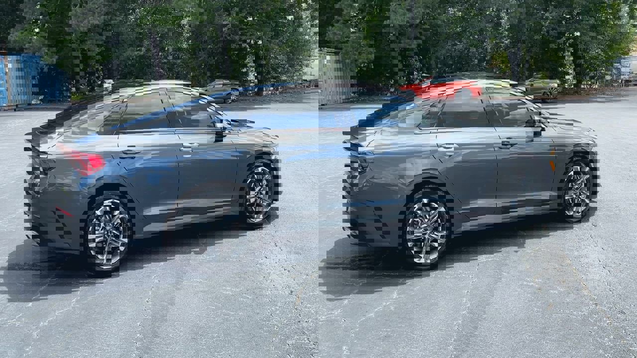 Vehicle image 7 of 35