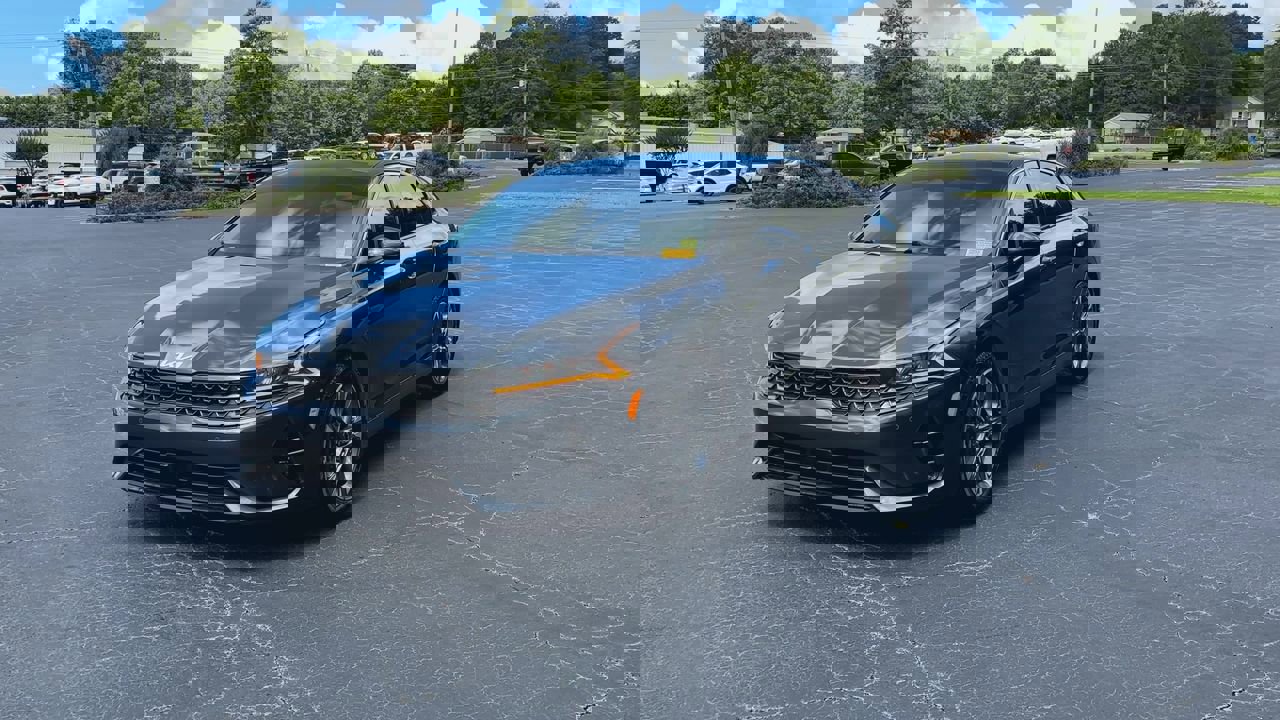 Vehicle image 3 of 35