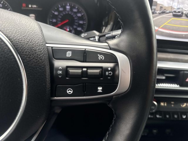 2024 Kia K5 EX Image 15 of 34
