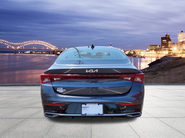 Vehicle image 6 of 27