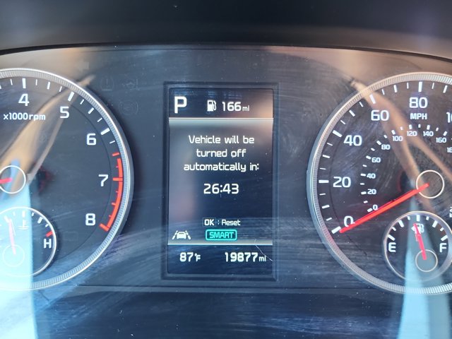 Vehicle image 21 of 27