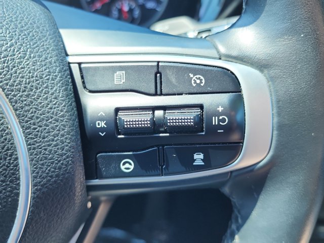 Vehicle image 20 of 27