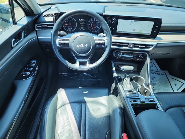 Vehicle image 12 of 27