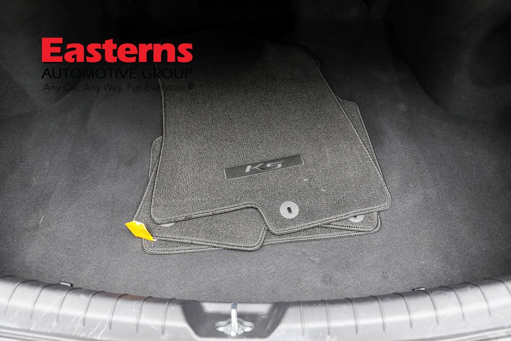 Vehicle image 39 of 65