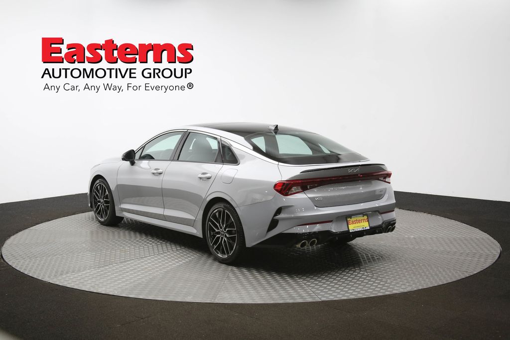 Vehicle image 36 of 65