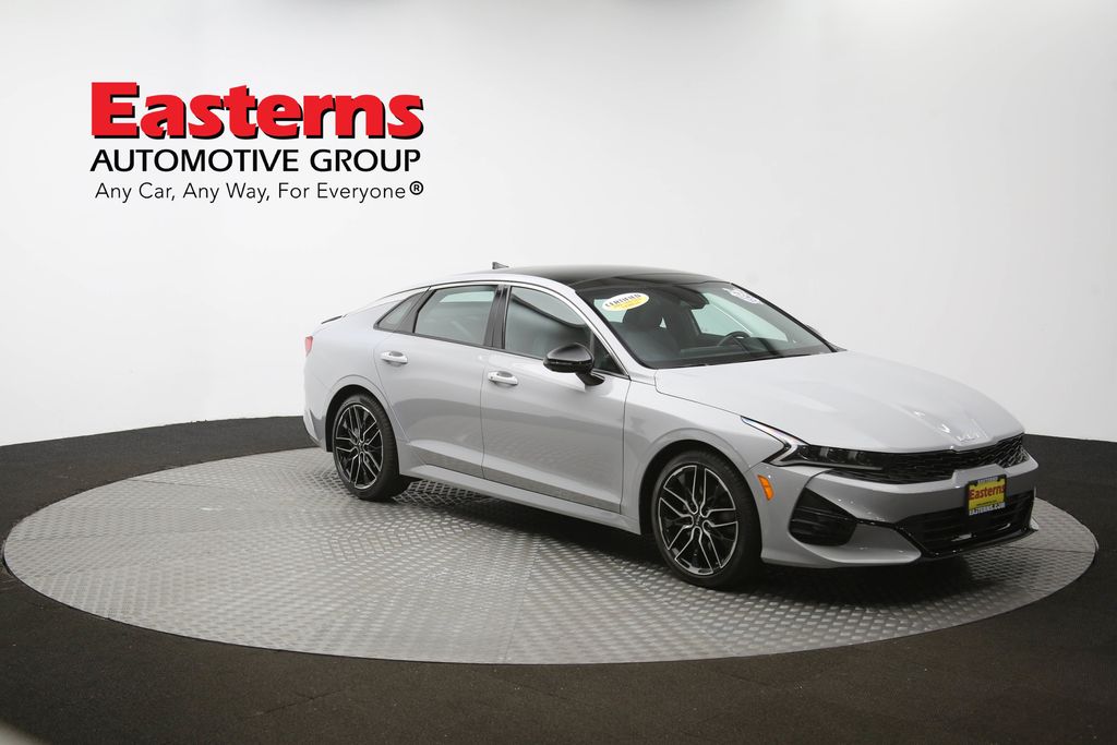 Vehicle image 23 of 65