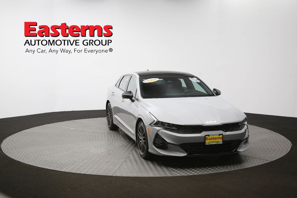 Vehicle image 25 of 65