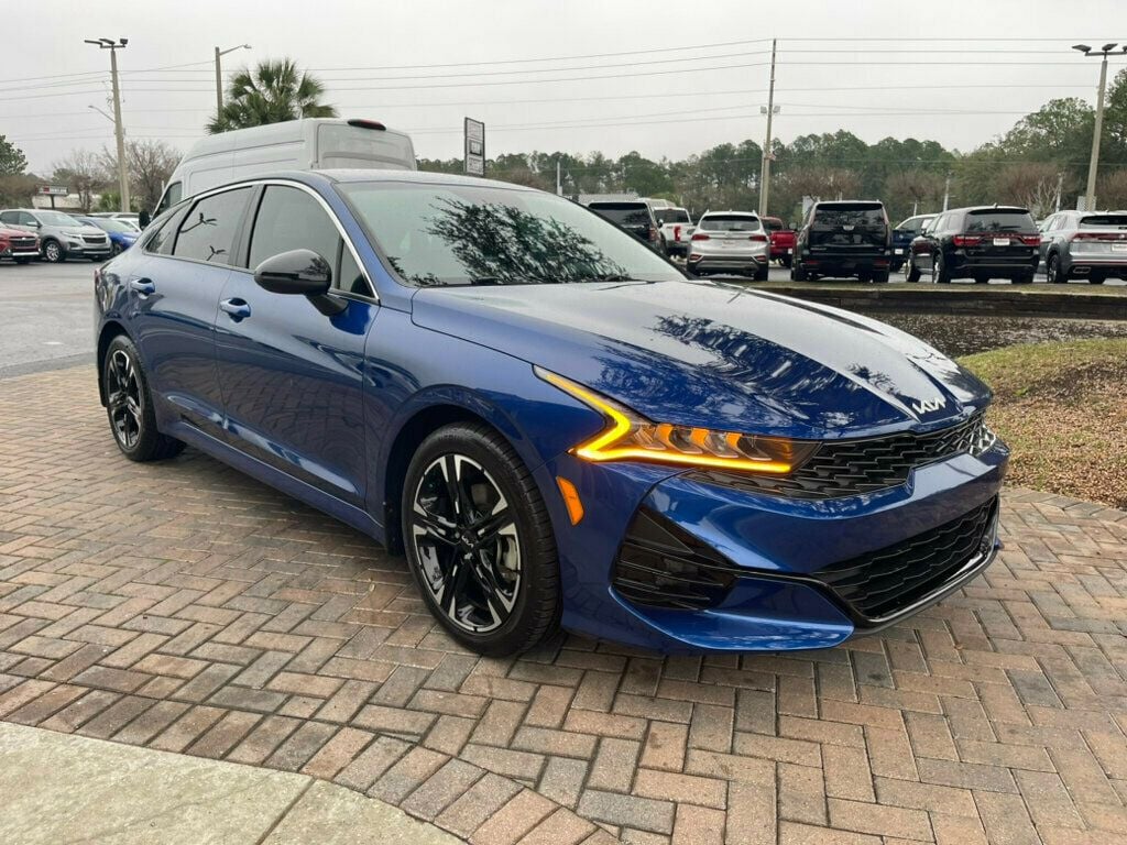 Vehicle image 2 of 14
