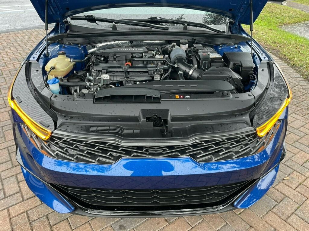 Vehicle image 14 of 14