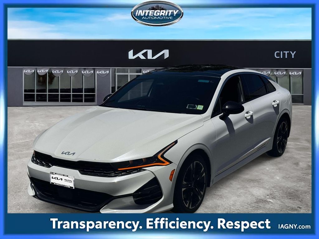 2024 Kia K5 GT-Line Image 1 of 35