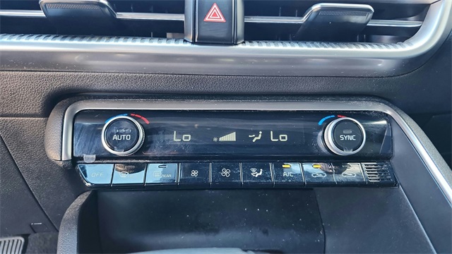 2024 Kia K5 GT-Line Image 20 of 41